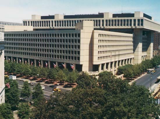 velhobebepg3.com - FBI headquarters